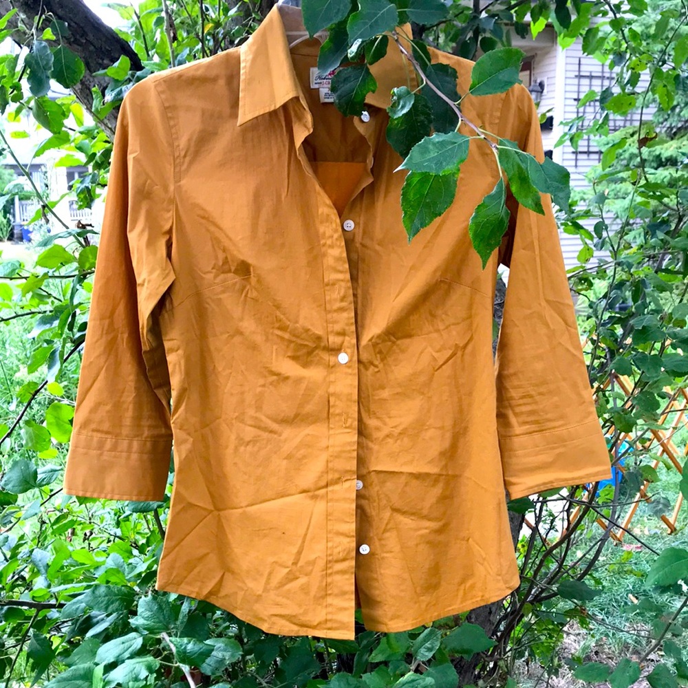 Business casual dress shirt